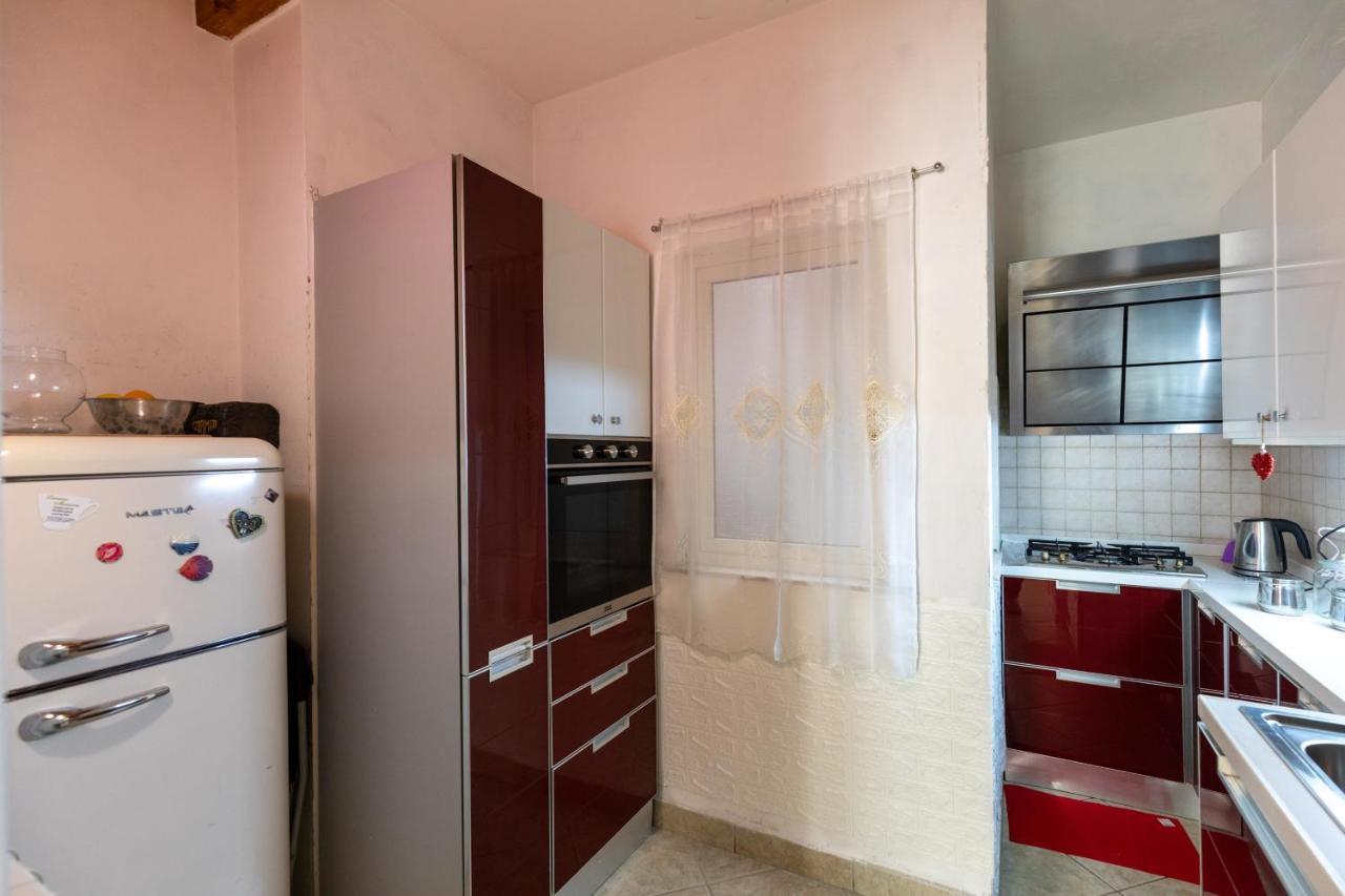Apartment With Sea View With 2 Lifts Above Montesanto! Наполи Екстериор снимка